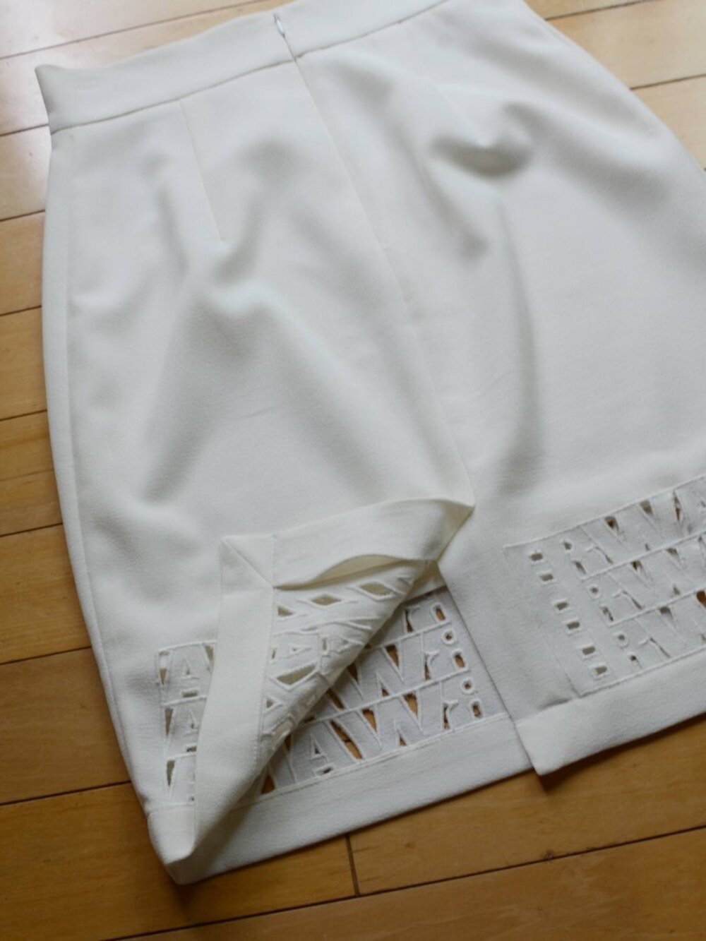 Alexander Wang Laser Cut Pencil Skirt Size 2 US - Picture 11 of 11